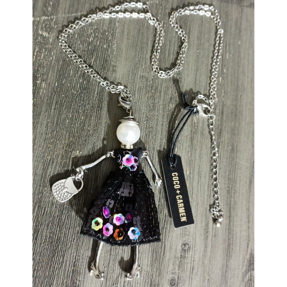 Coco Carmen Lady Sequin Flowers Purse Faux Pearl Rhinestone Pendant Silver Tone